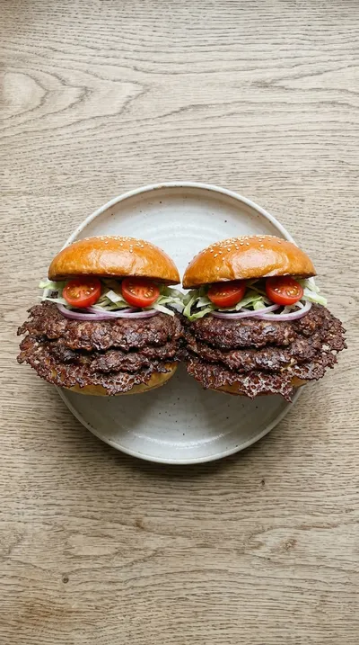 Crispy Classic Smash Burgers - cooking process